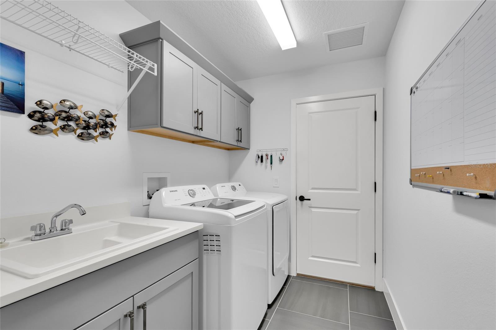 Image 26 of 40 For 5495 Hawkins Drive