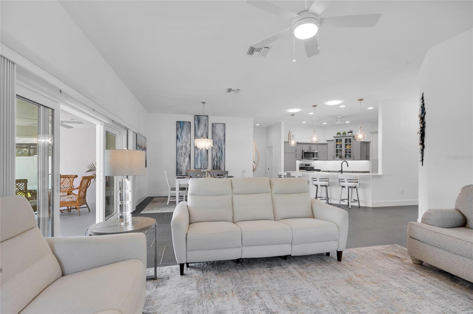 Image 8 of 40 For 5495 Hawkins Drive