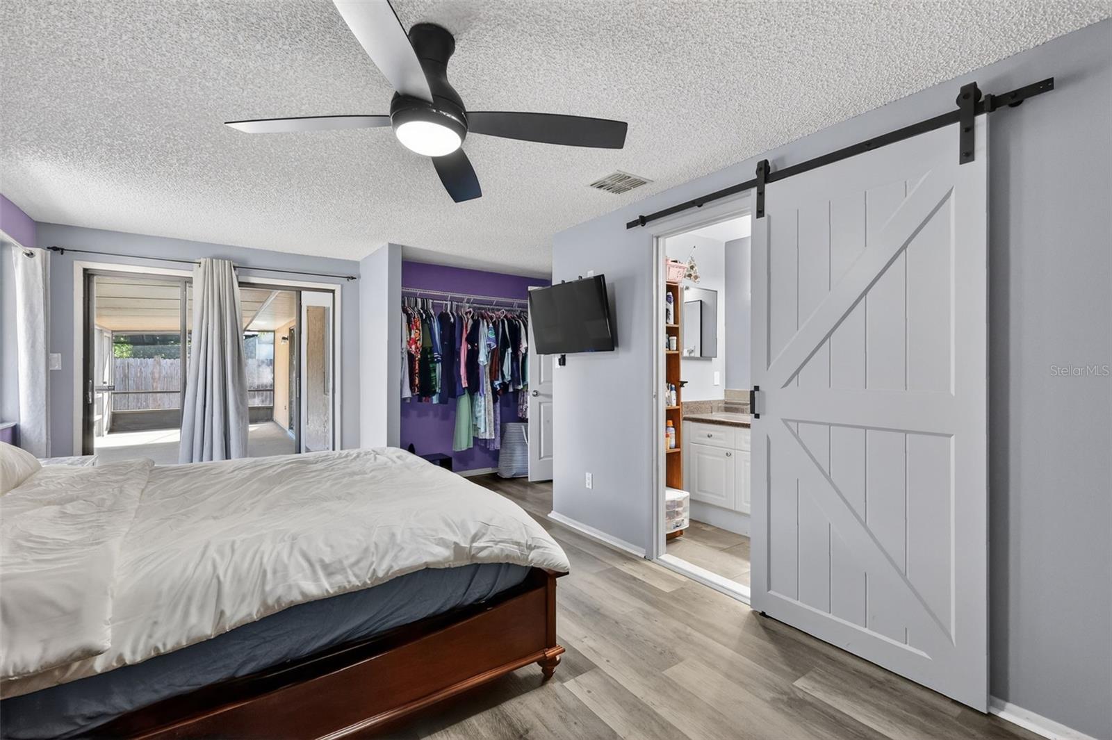 Image 14 of 23 For 1192 Lambert Ln.