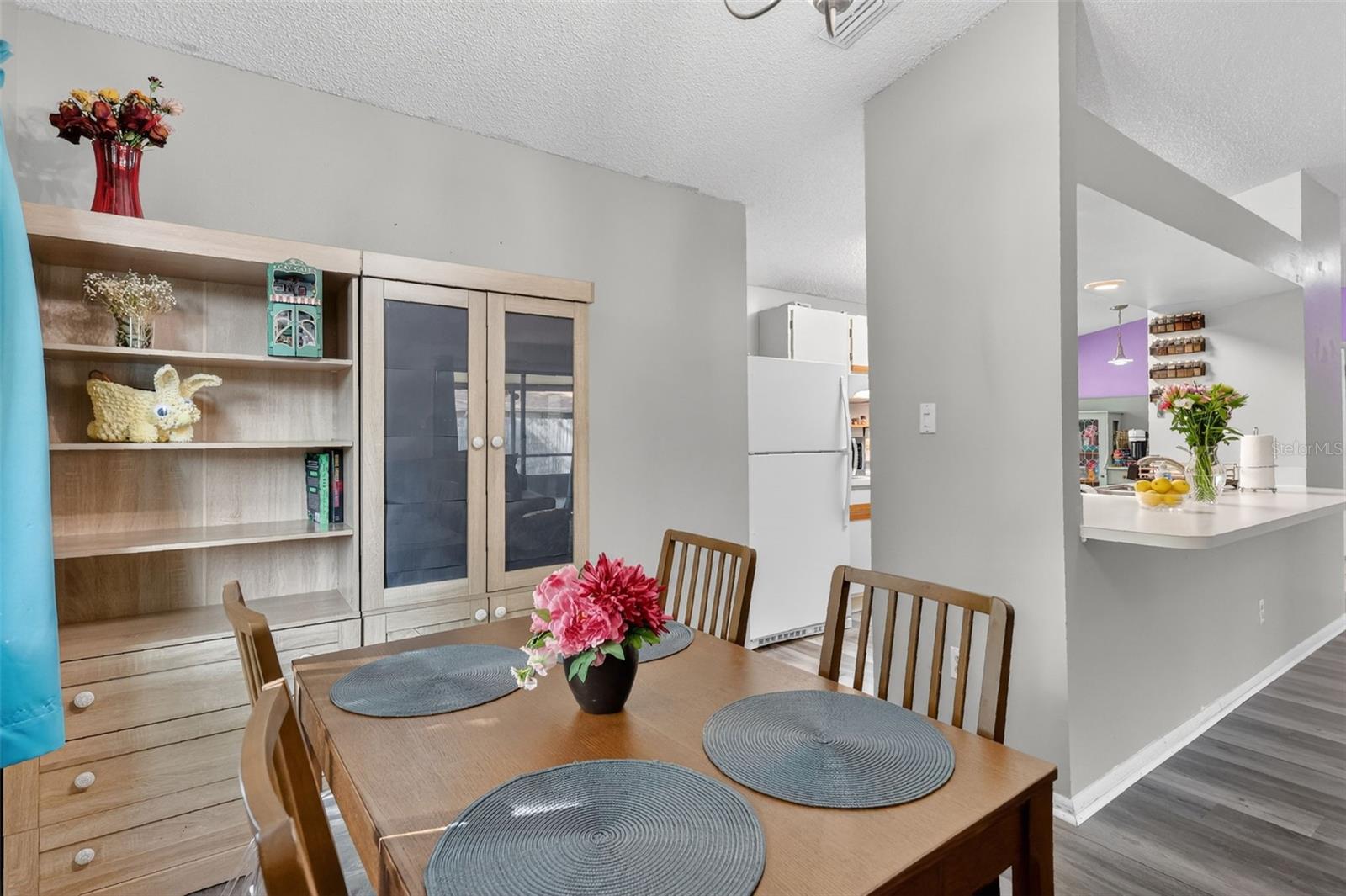 Image 9 of 23 For 1192 Lambert Ln.