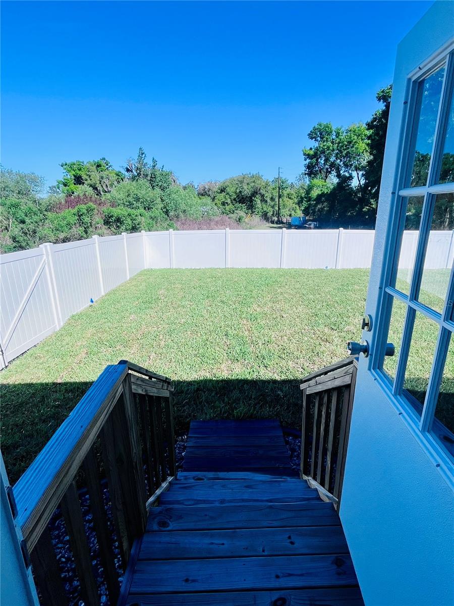 Image 15 of 19 For 27020 Bloomfield Ave