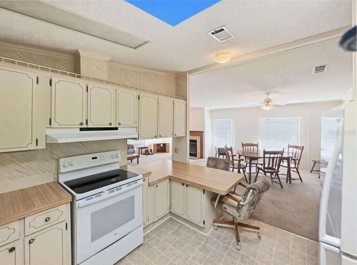 Image 10 of 28 For 514 Timber Trail