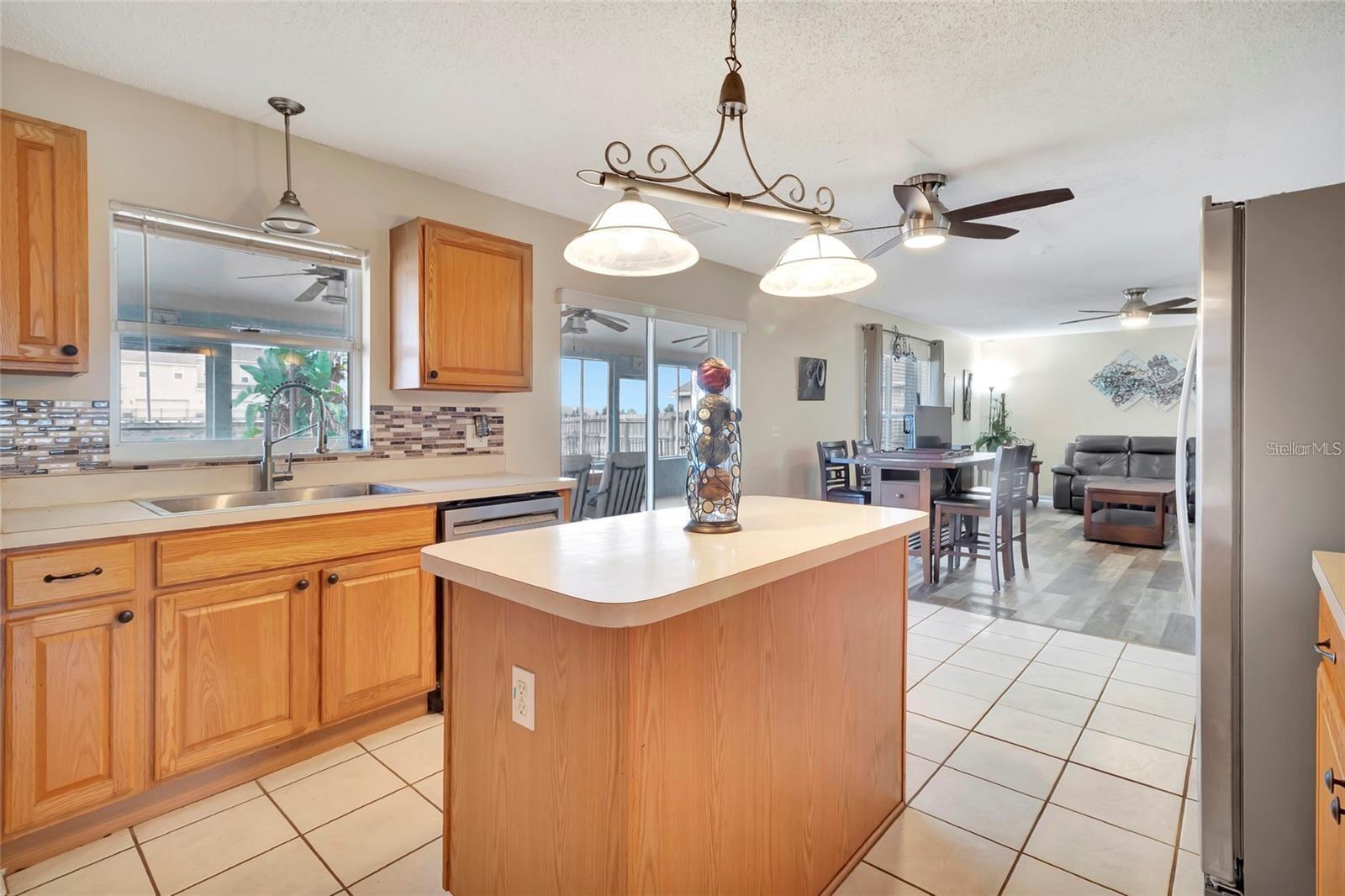 Image 6 of 44 For 16012 Lanesboro Court