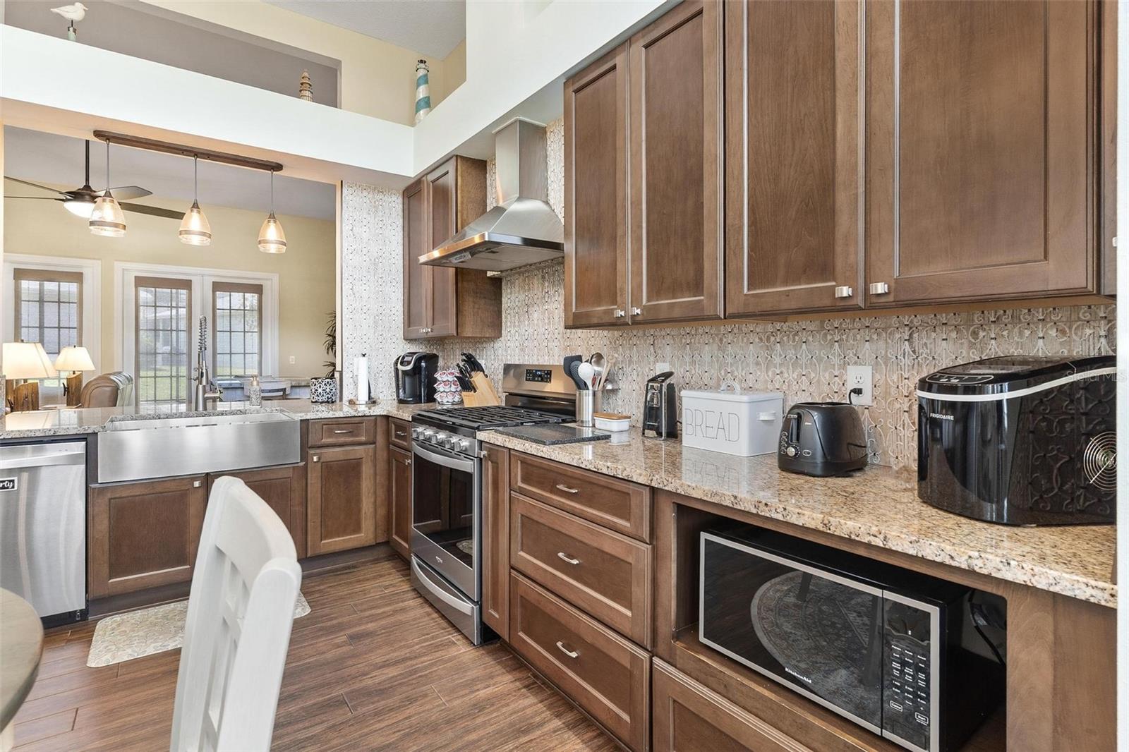 Image 14 of 65 For 6071 Sailboat Avenue