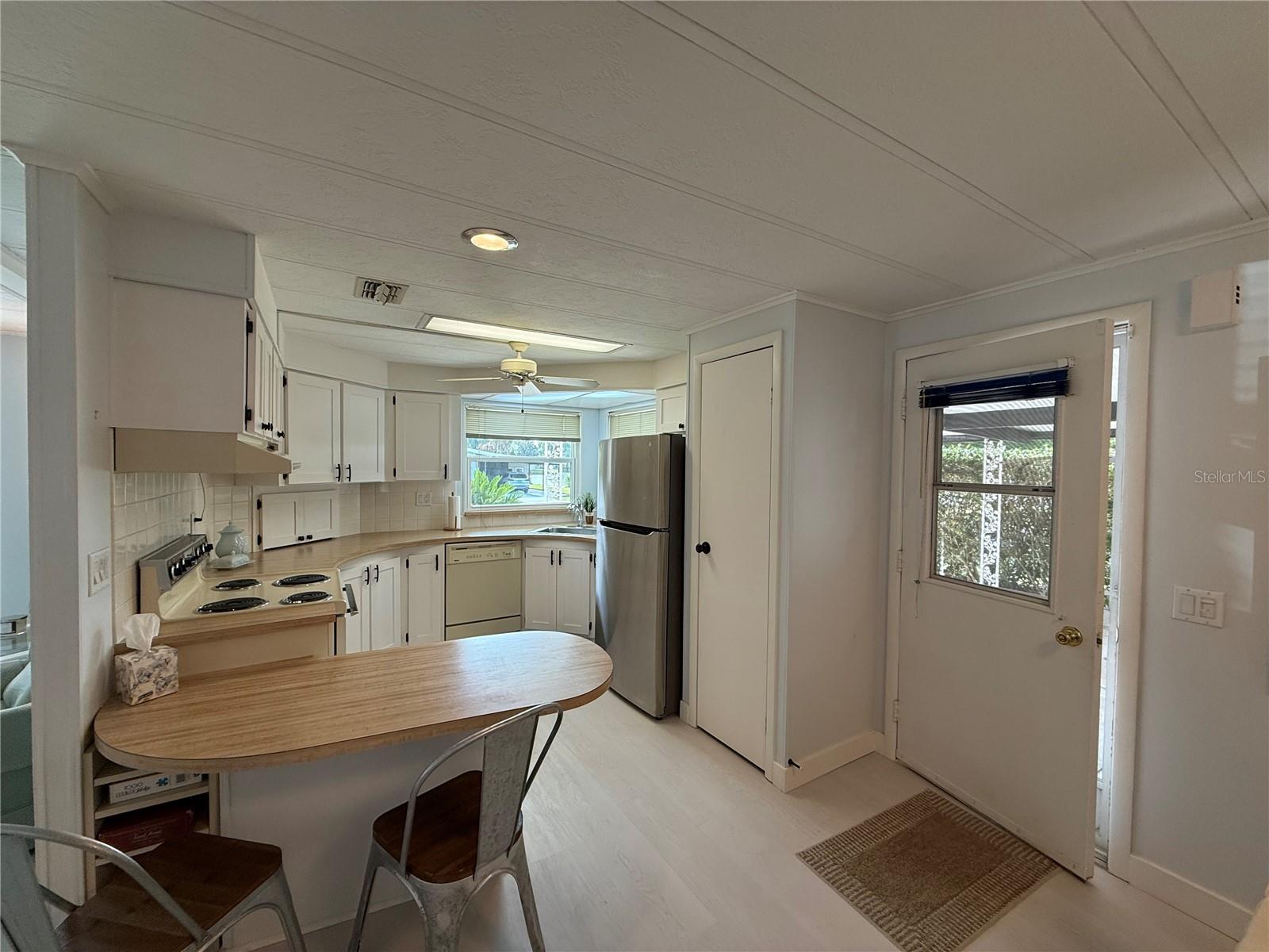 Image 12 of 34 For 11 Bobwhite Road