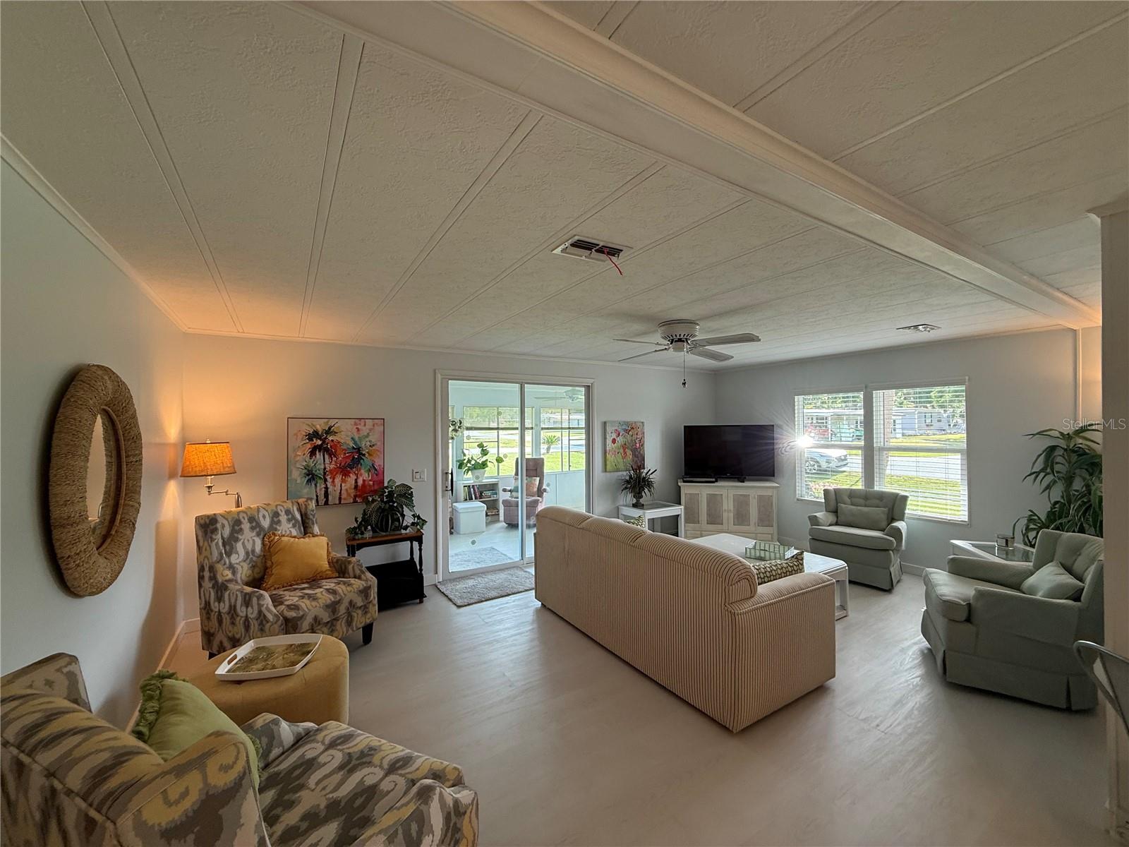 Image 21 of 34 For 11 Bobwhite Road