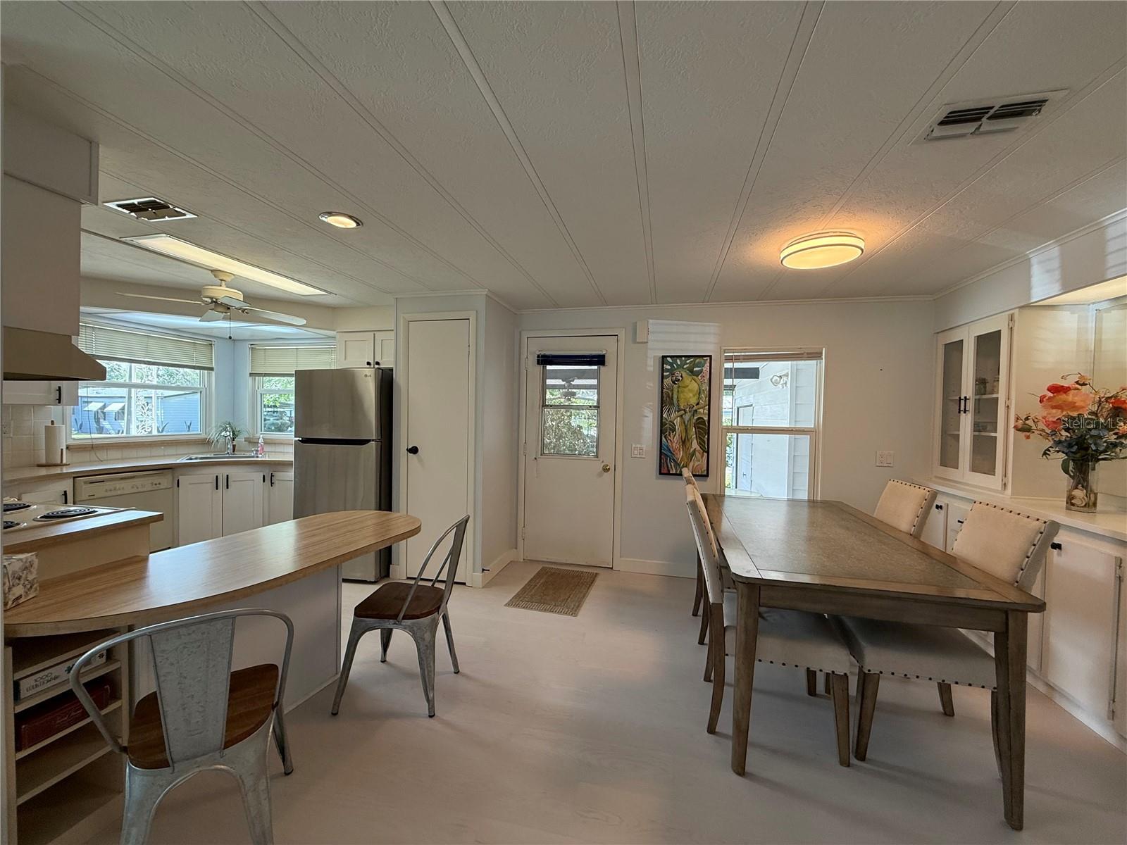 Image 9 of 34 For 11 Bobwhite Road