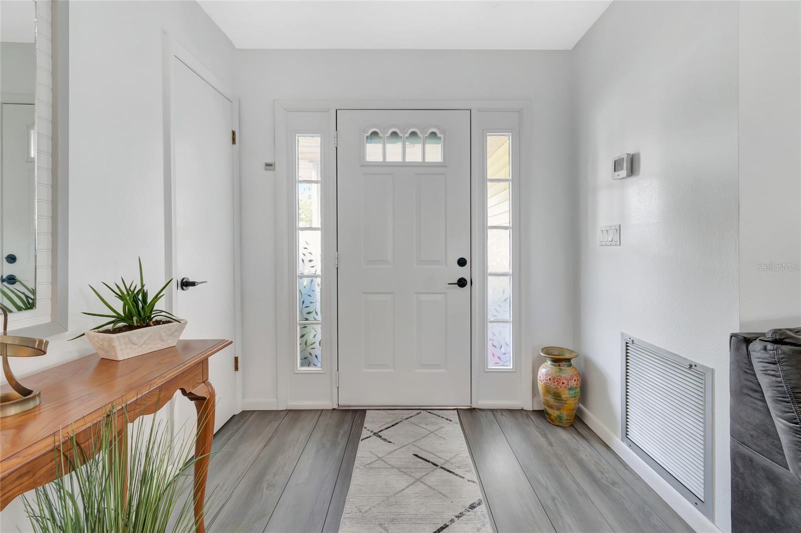 Image 12 of 50 For 27 Gordon Court