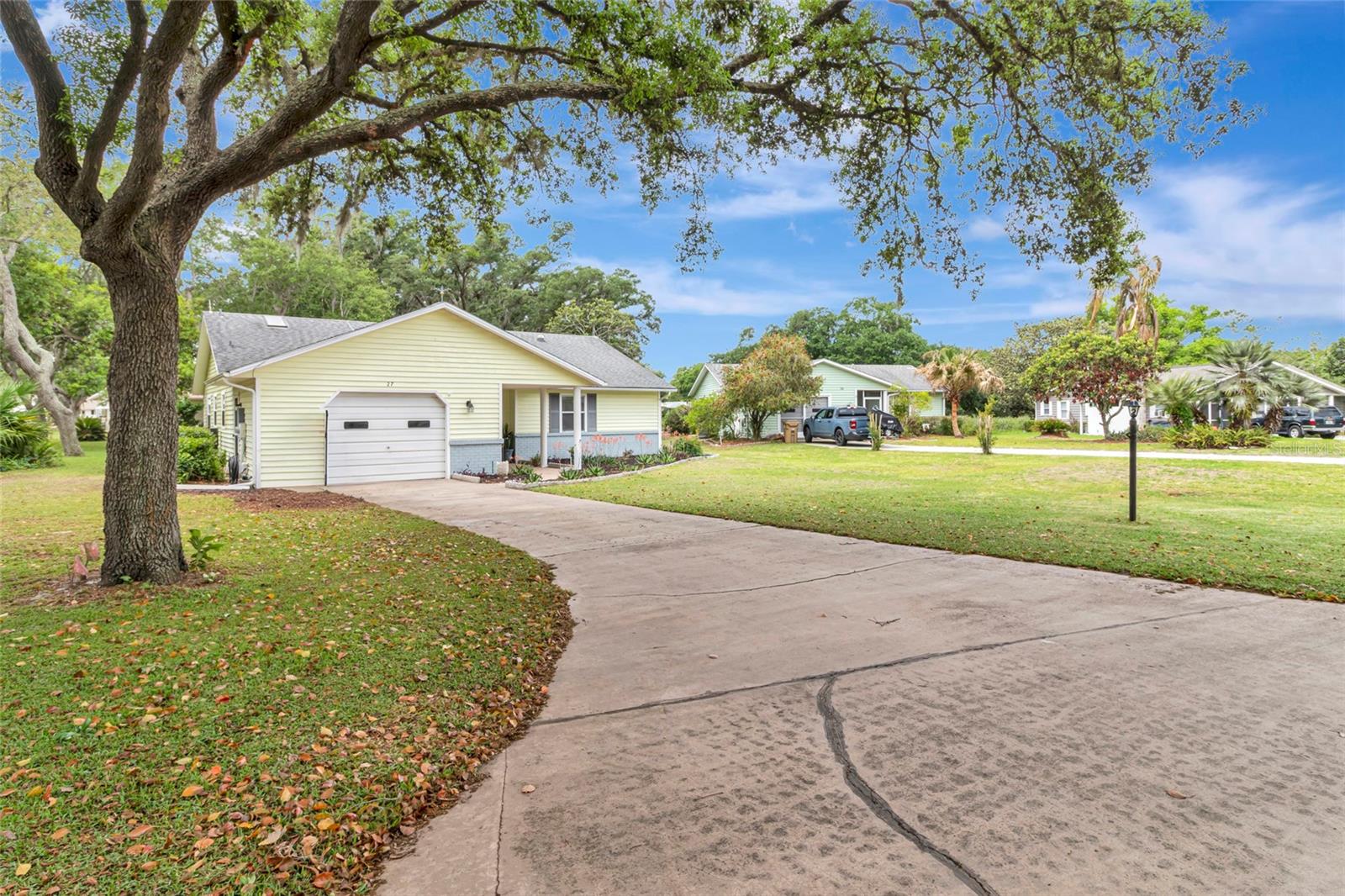 Image 2 of 50 For 27 Gordon Court