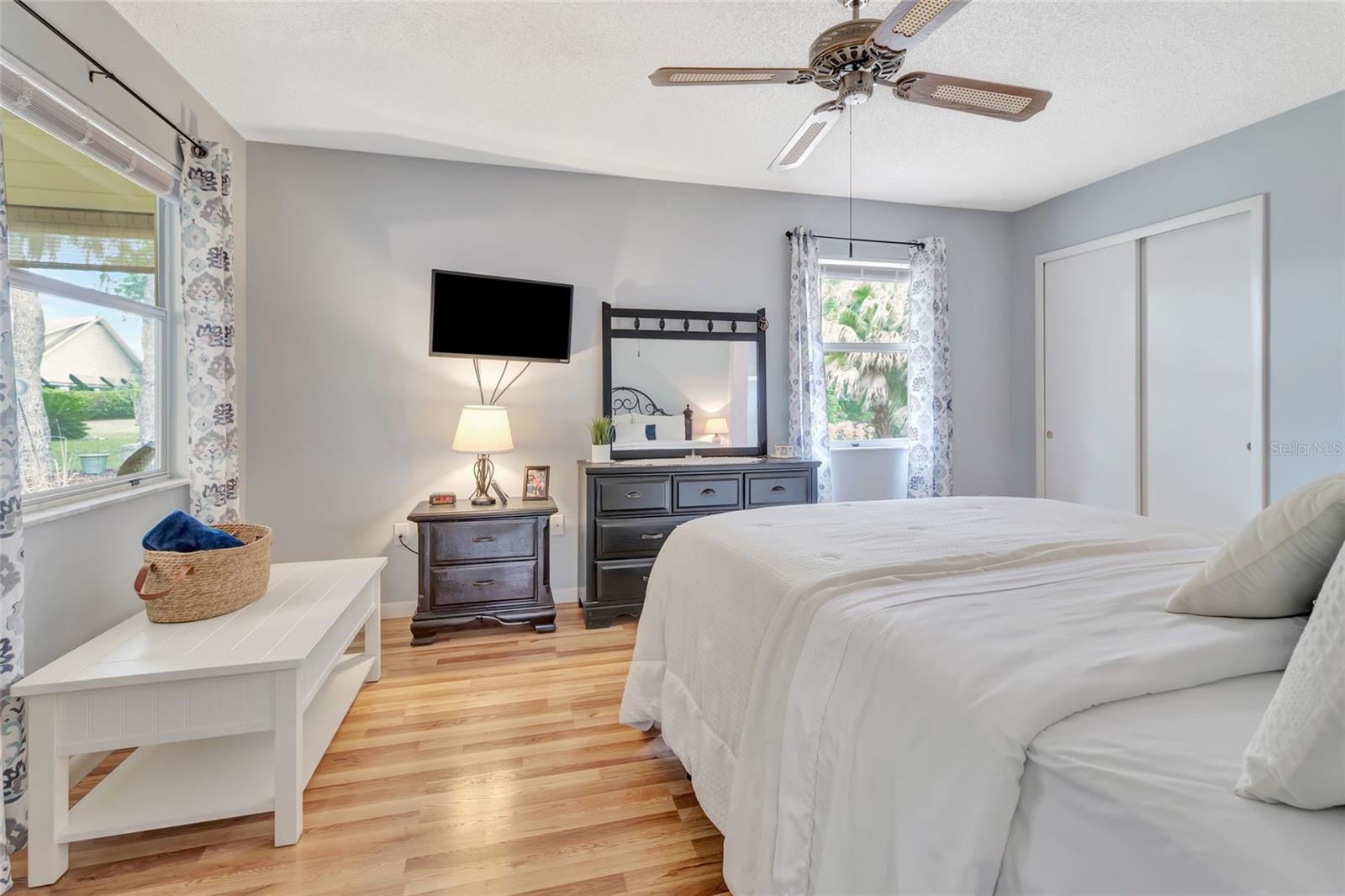 Image 22 of 50 For 27 Gordon Court