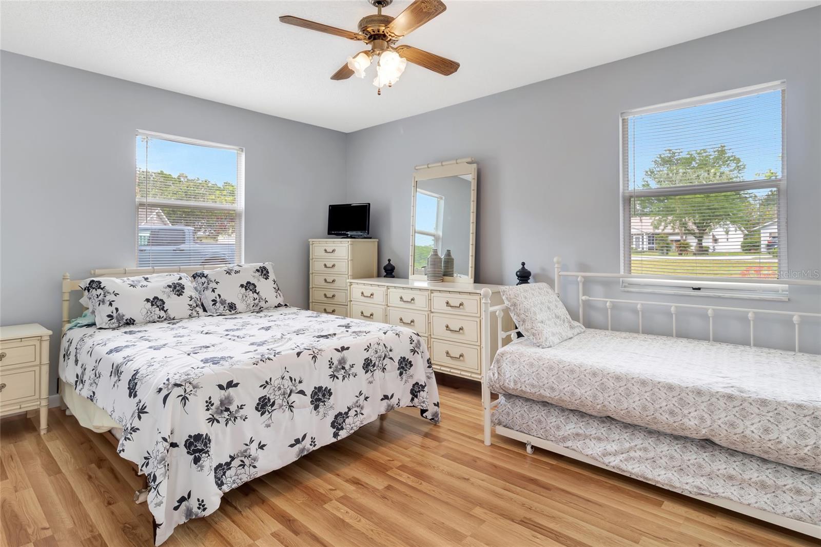 Image 27 of 50 For 27 Gordon Court