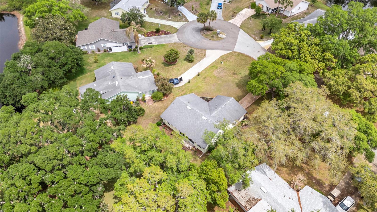 Image 35 of 50 For 27 Gordon Court