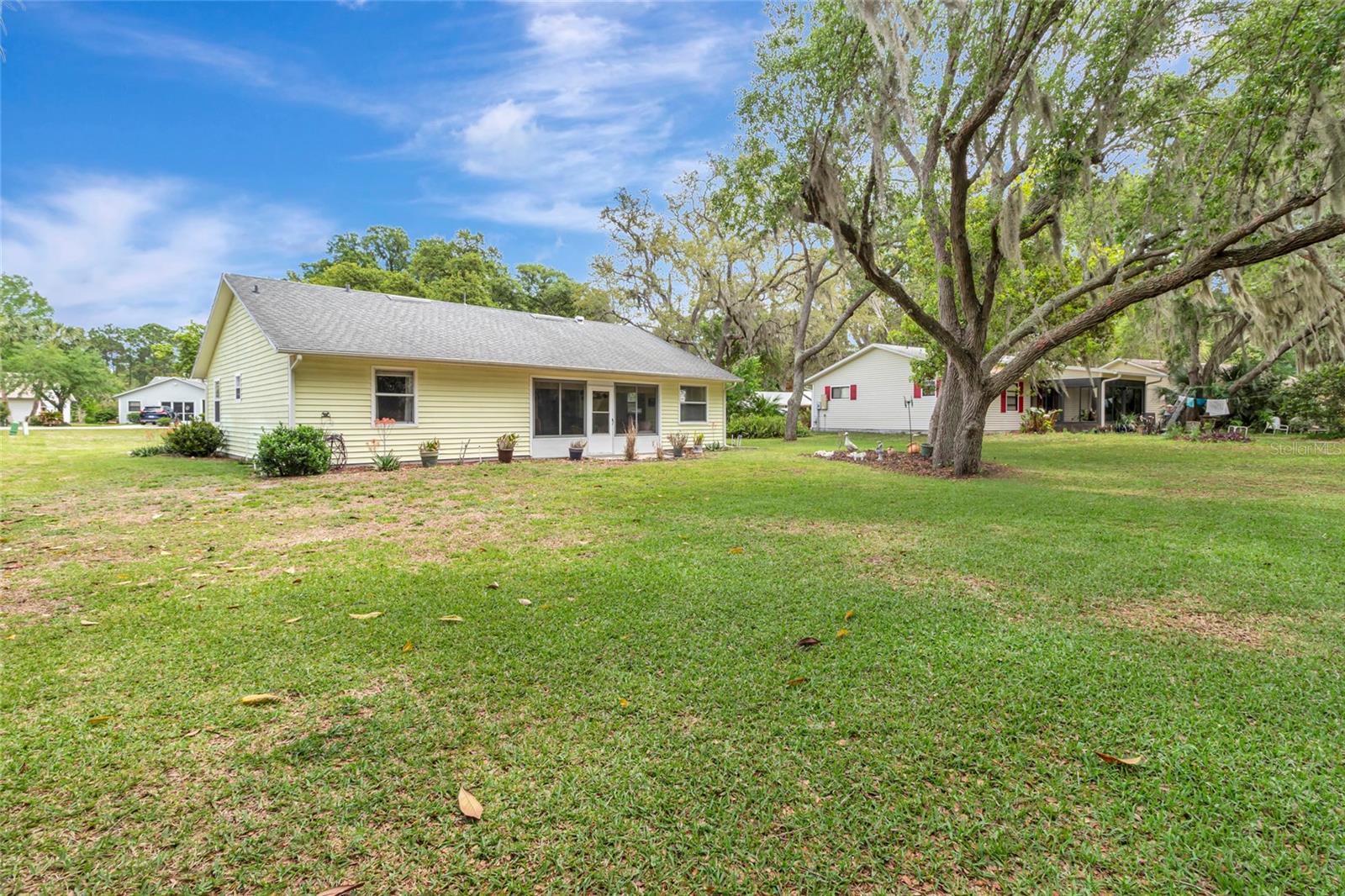 Image 8 of 50 For 27 Gordon Court