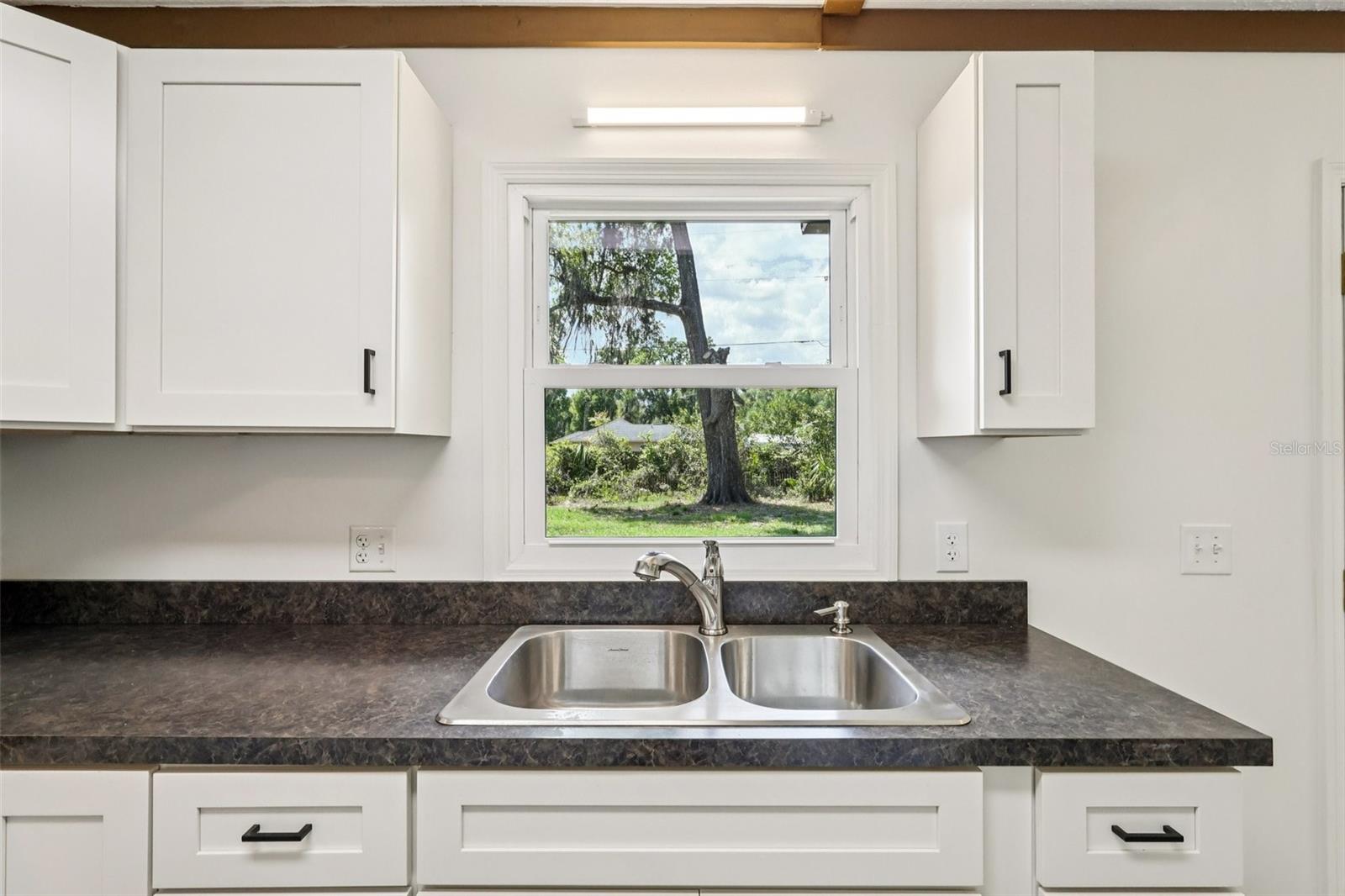 Image 15 of 28 For 6814 Battlefield Parkway