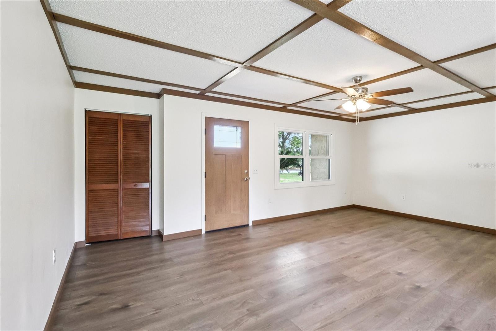 Image 5 of 28 For 6814 Battlefield Parkway