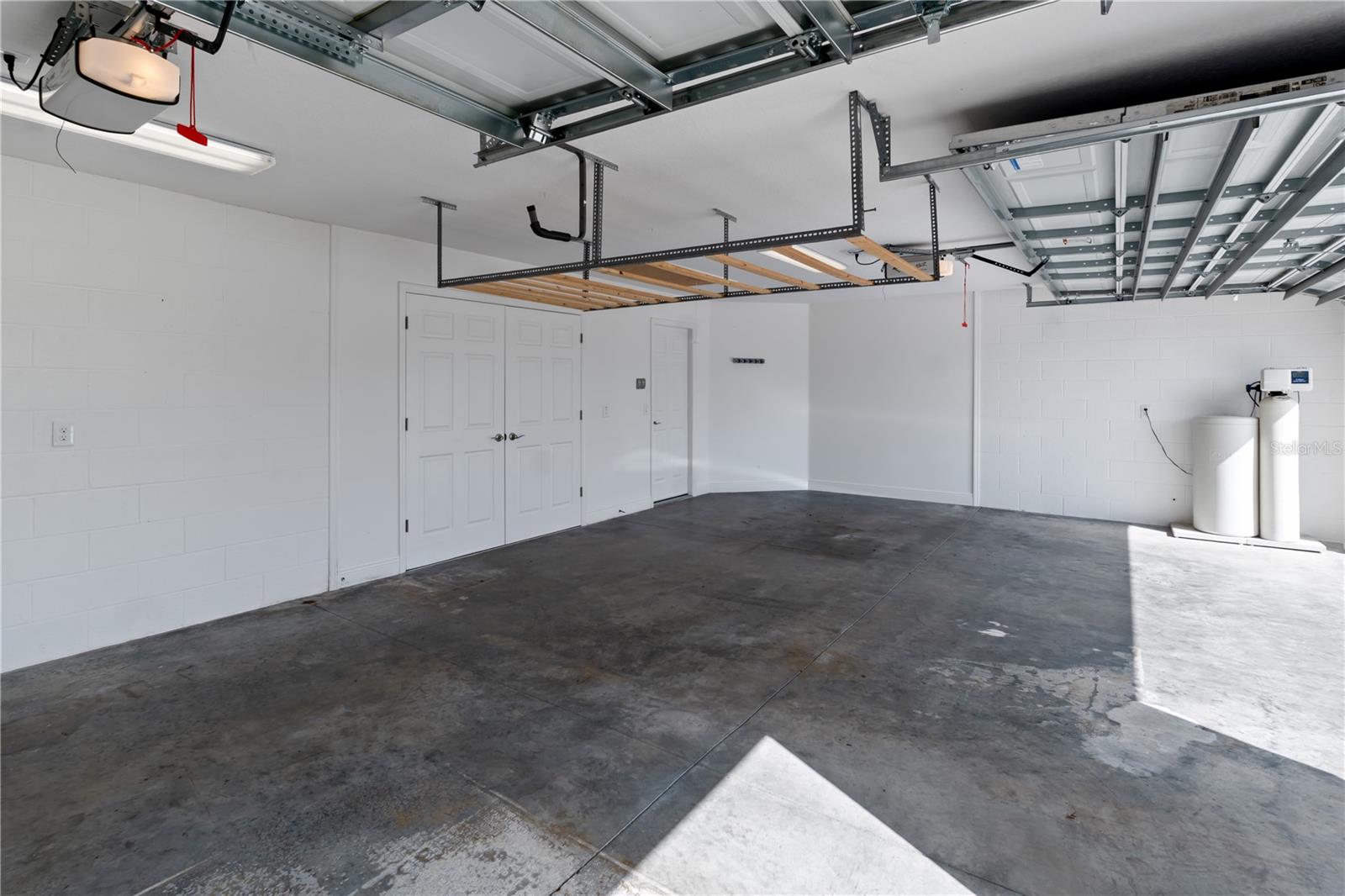 Image 40 of 44 For 3984 Mcdowell Drive