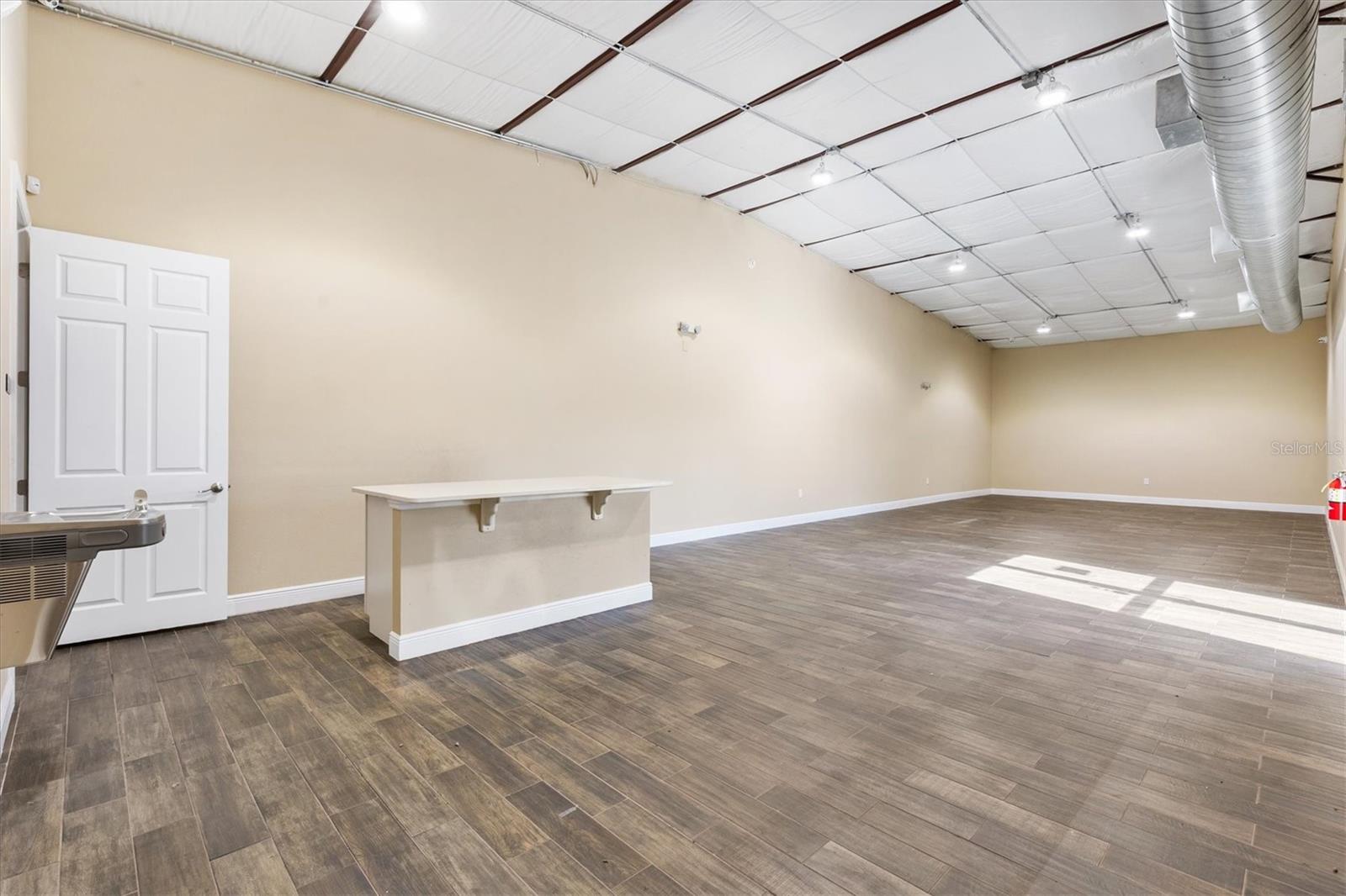 Image 10 of 41 For 1818 Greenleaf Lane