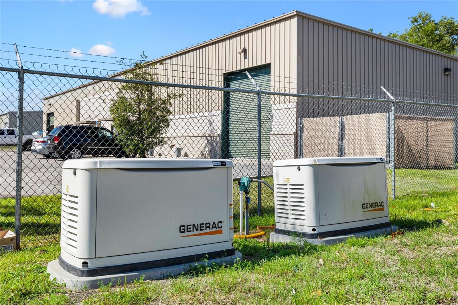 Image 36 of 41 For 1818 Greenleaf Lane