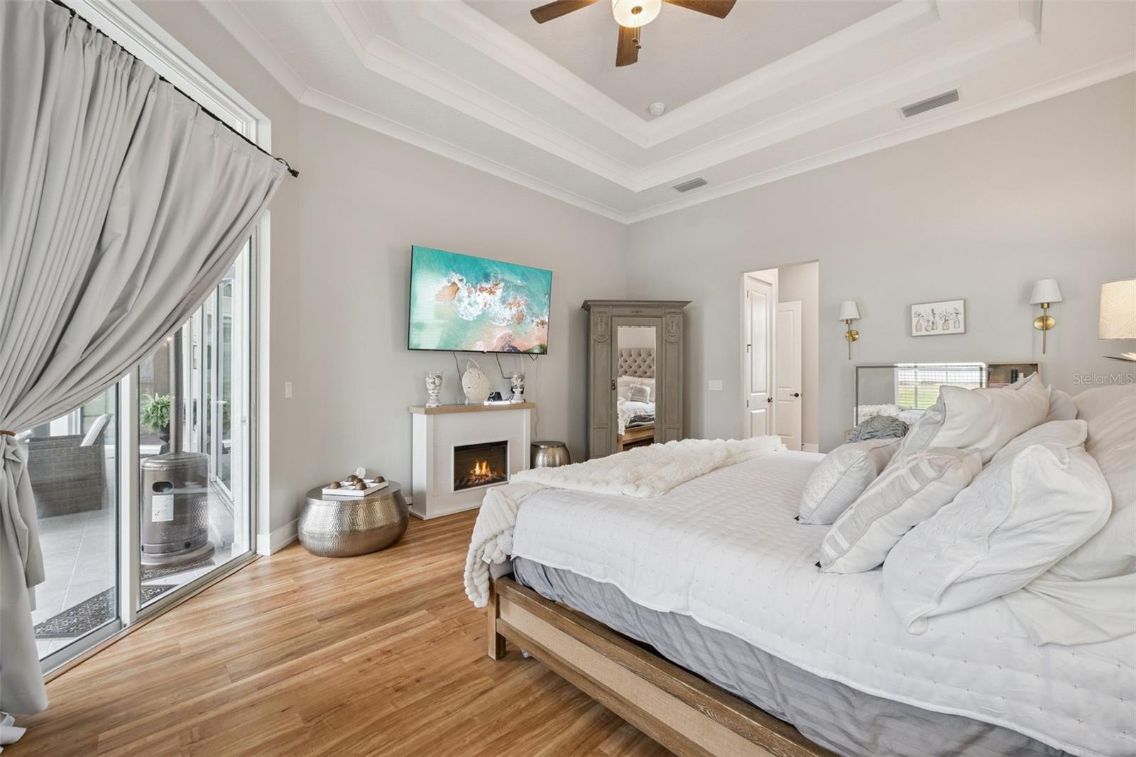 Image 25 of 67 For 221 Two Lakes Lane