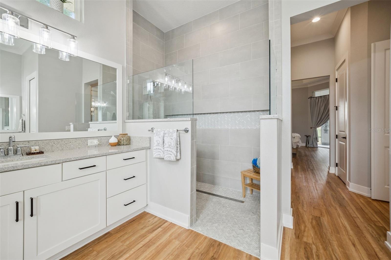 Image 29 of 67 For 221 Two Lakes Lane