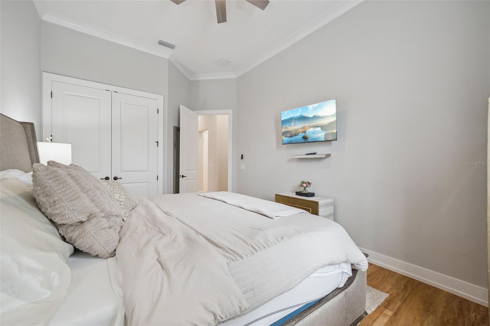 Image 34 of 67 For 221 Two Lakes Lane