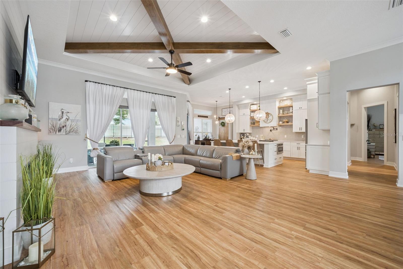 Image 7 of 67 For 221 Two Lakes Lane