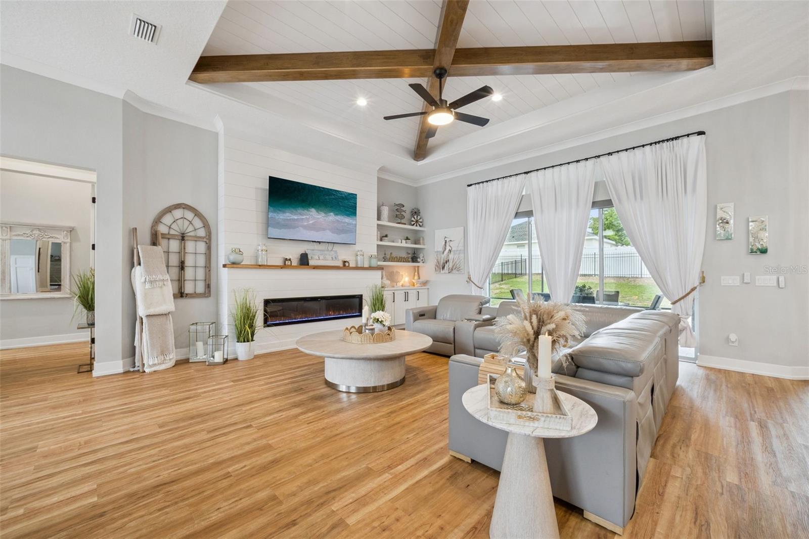 Image 9 of 67 For 221 Two Lakes Lane