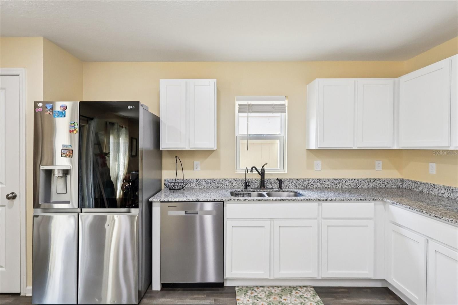 Image 10 of 35 For 1657 Minnesota Road