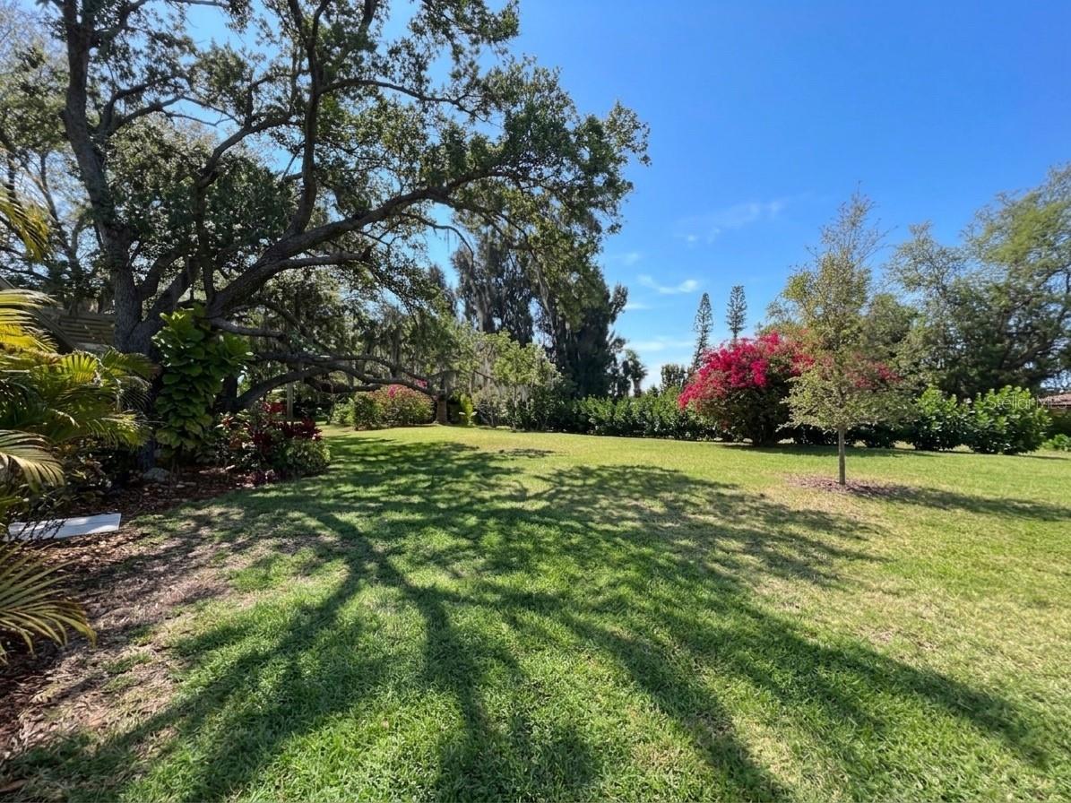 Image 22 of 28 For 2152 Calusa Lakes Boulevard