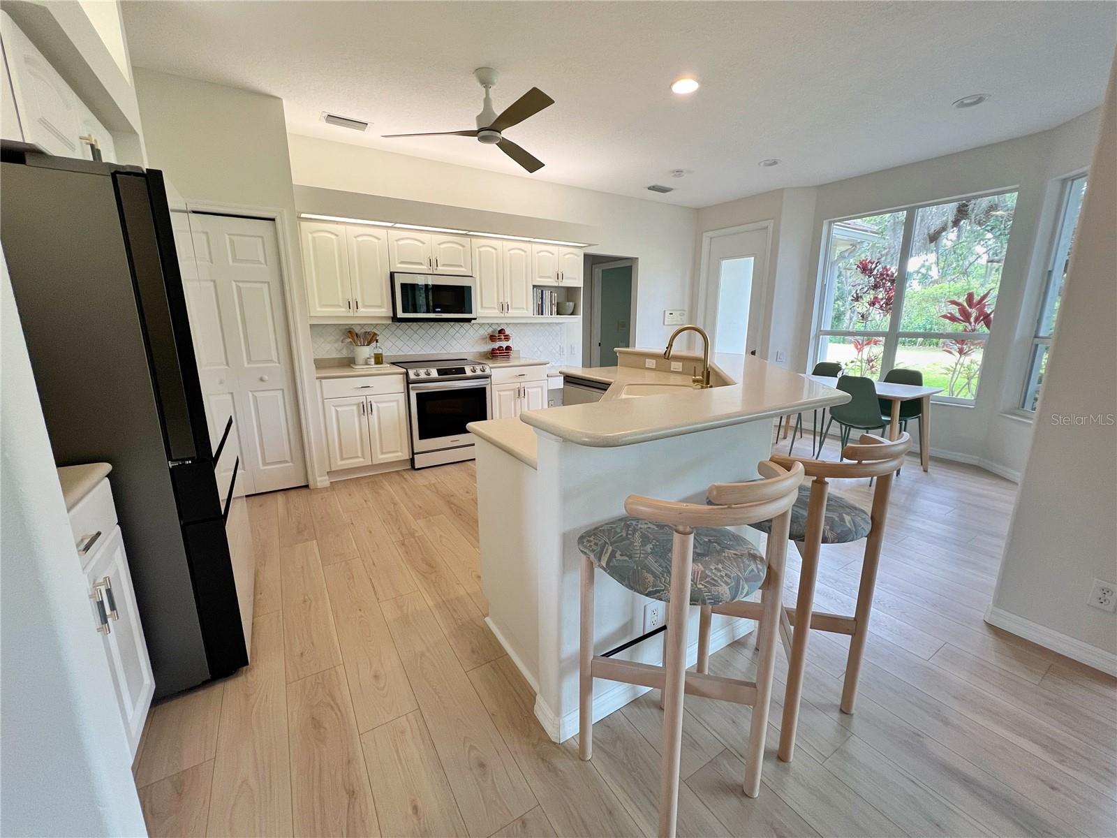 Image 5 of 28 For 2152 Calusa Lakes Boulevard