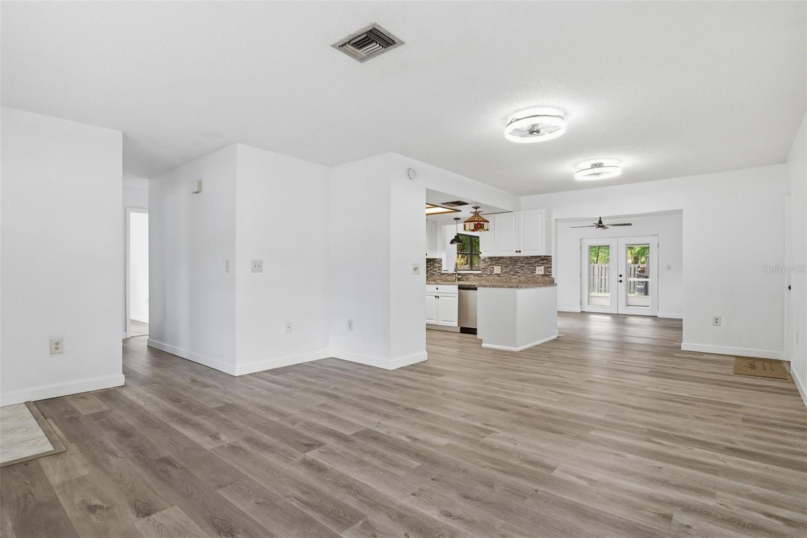 Image 11 of 59 For 6822 Doris Maretta Lane