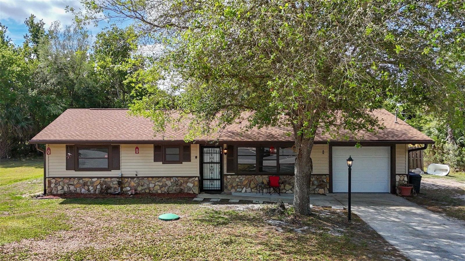 Image 43 of 59 For 6822 Doris Maretta Lane