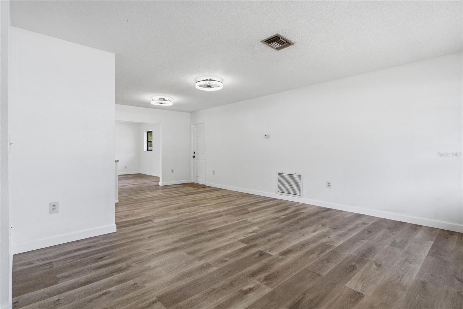 Image 8 of 59 For 6822 Doris Maretta Lane