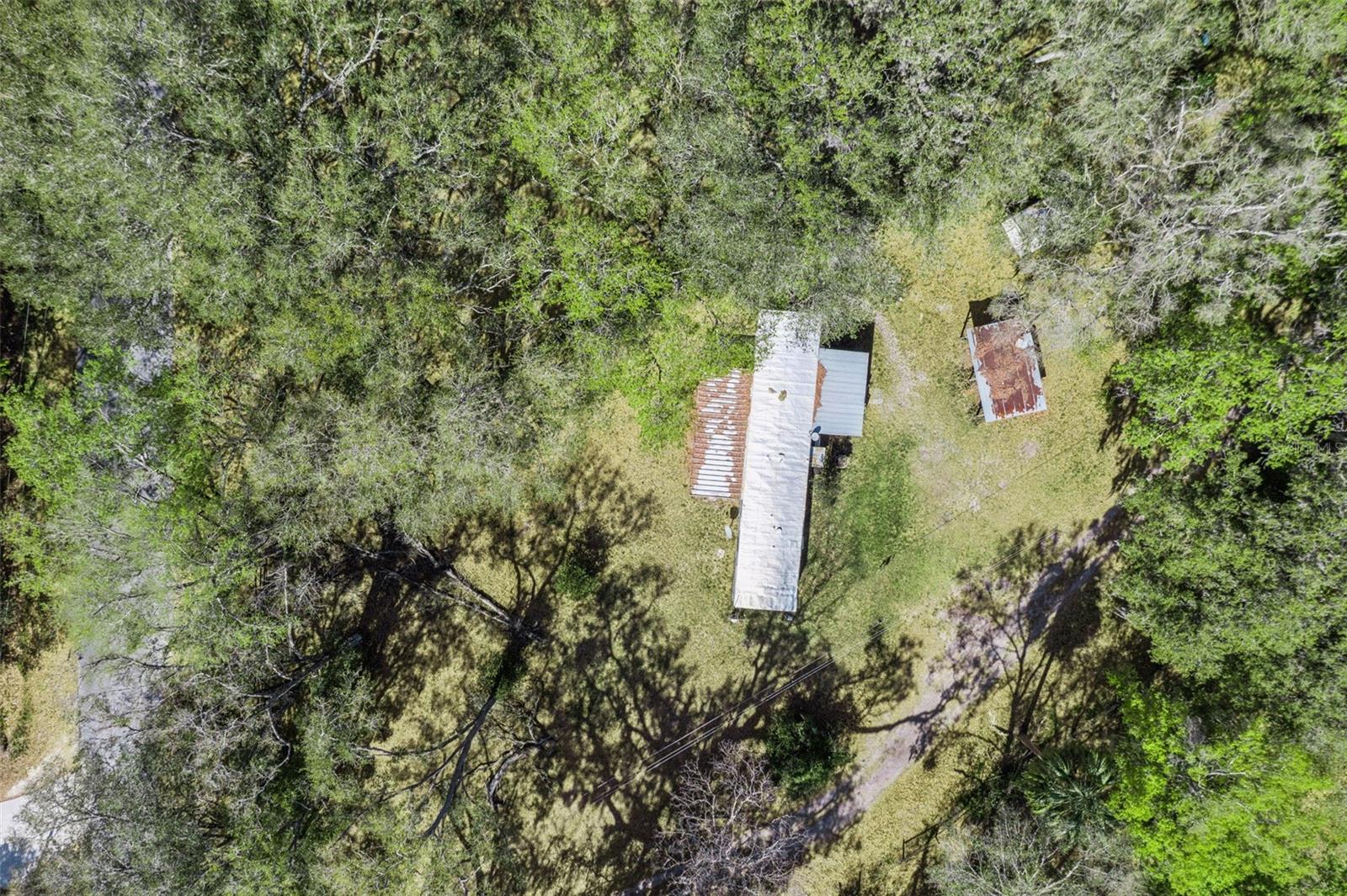 Image 31 of 61 For 15527 Trousdale Street