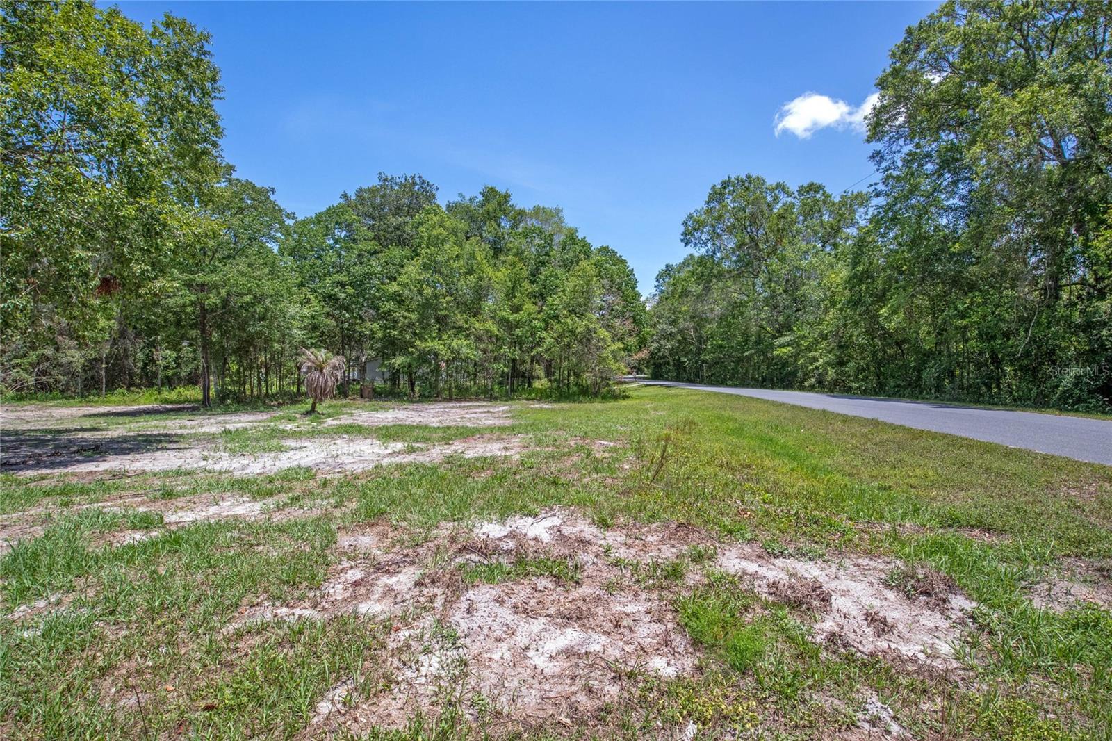 Image 45 of 61 For 15527 Trousdale Street