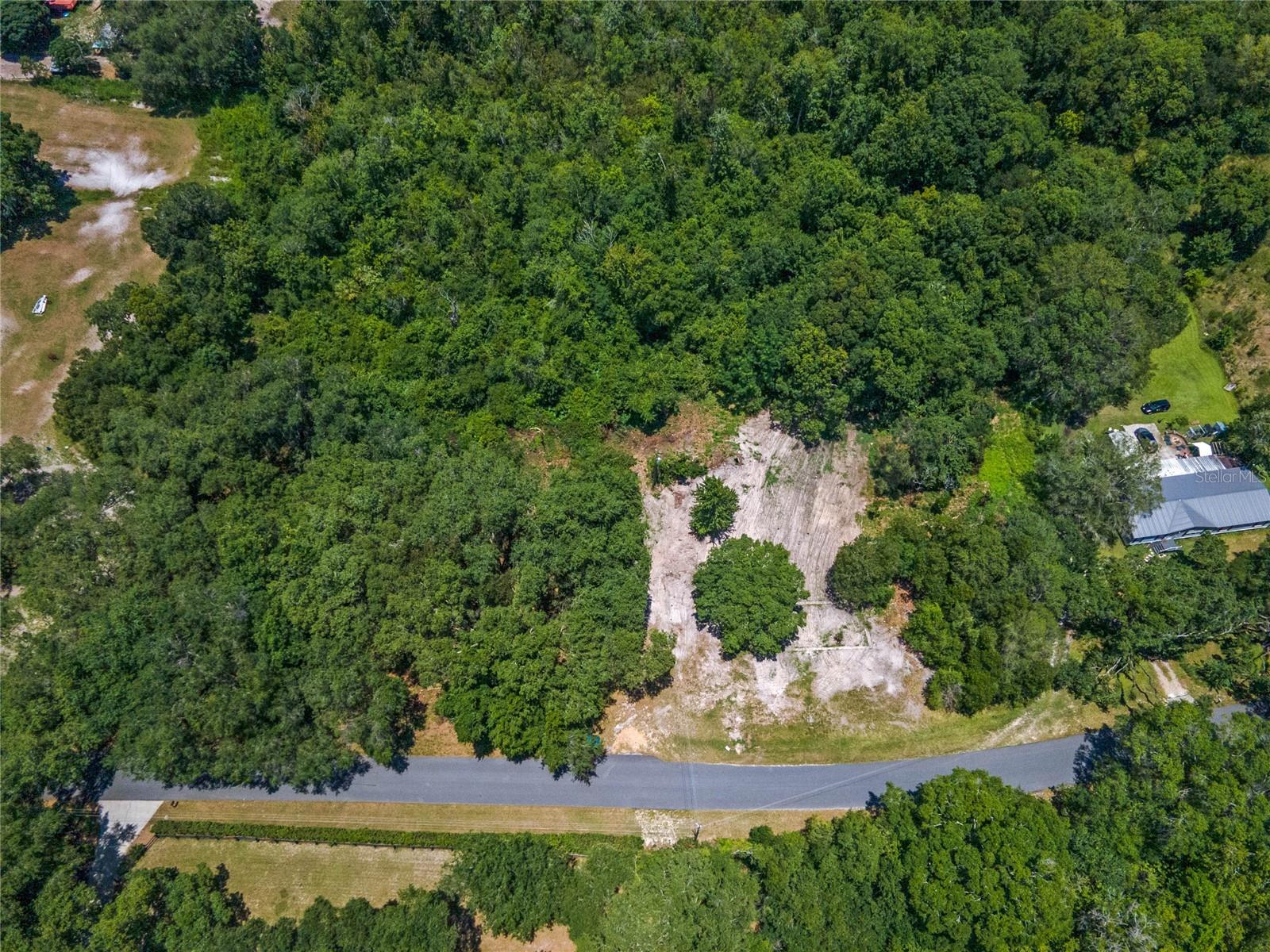 Image 51 of 61 For 15527 Trousdale Street