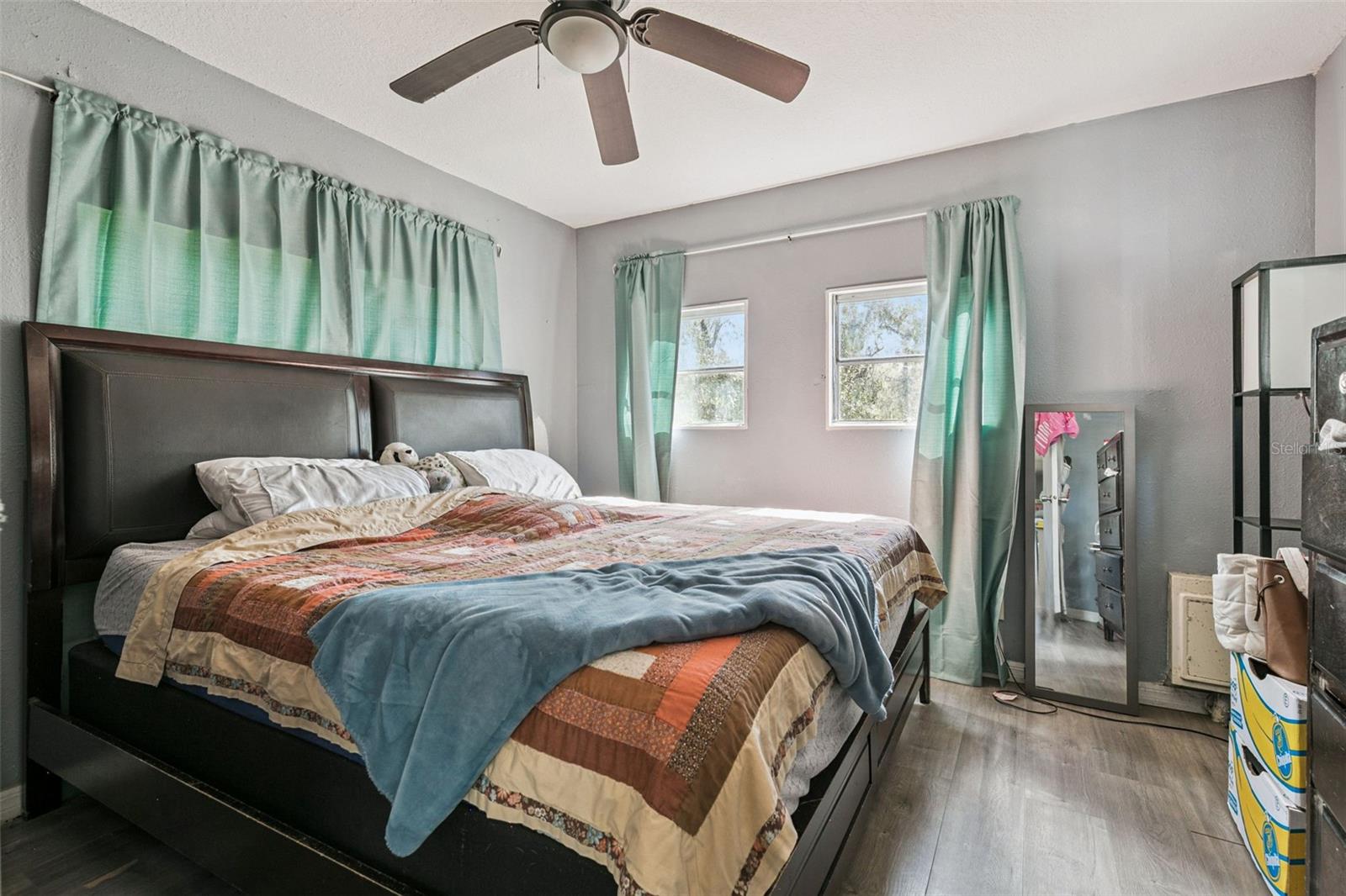 Image 7 of 61 For 15527 Trousdale Street