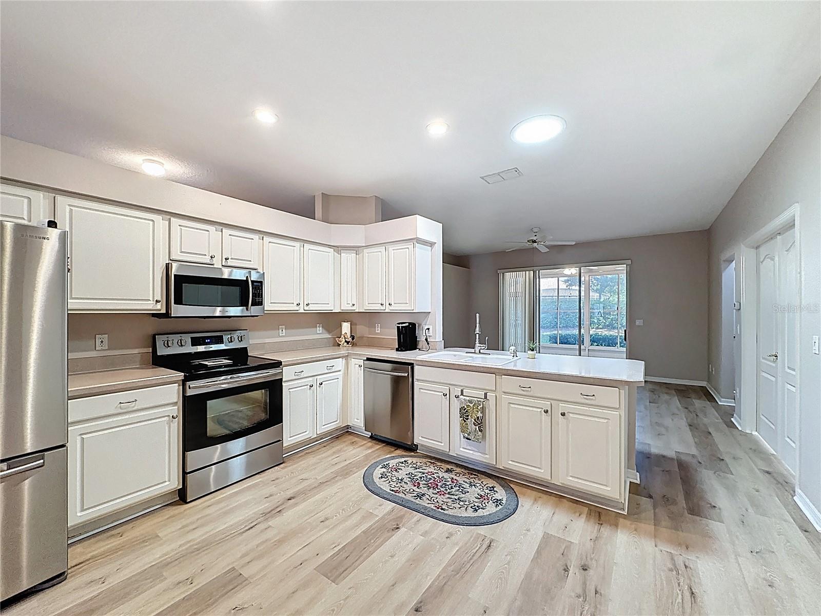 Image 10 of 77 For 2308 Twickingham Court