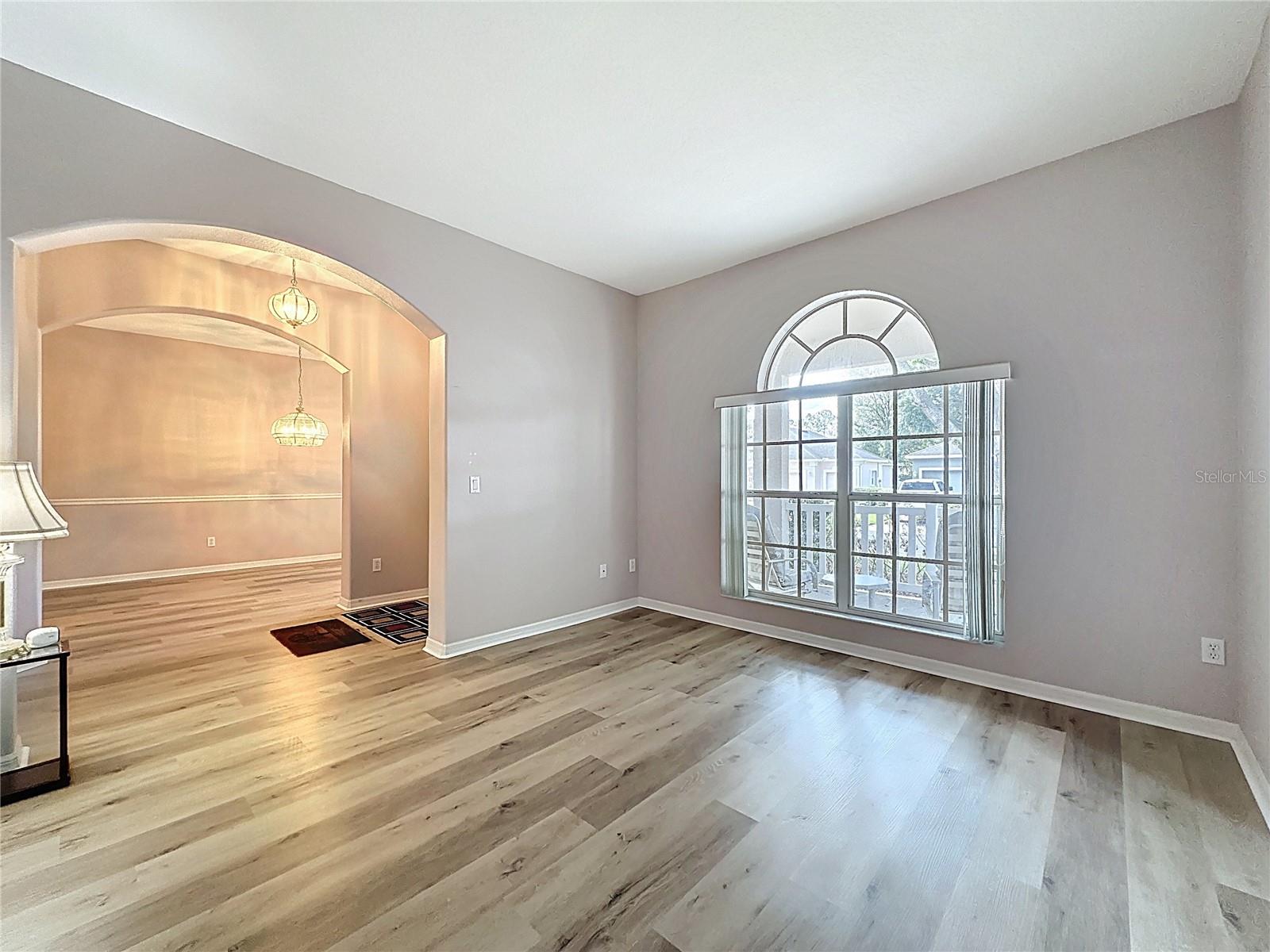 Image 11 of 77 For 2308 Twickingham Court