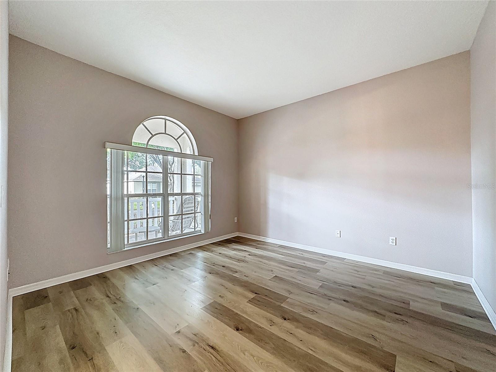 Image 12 of 77 For 2308 Twickingham Court