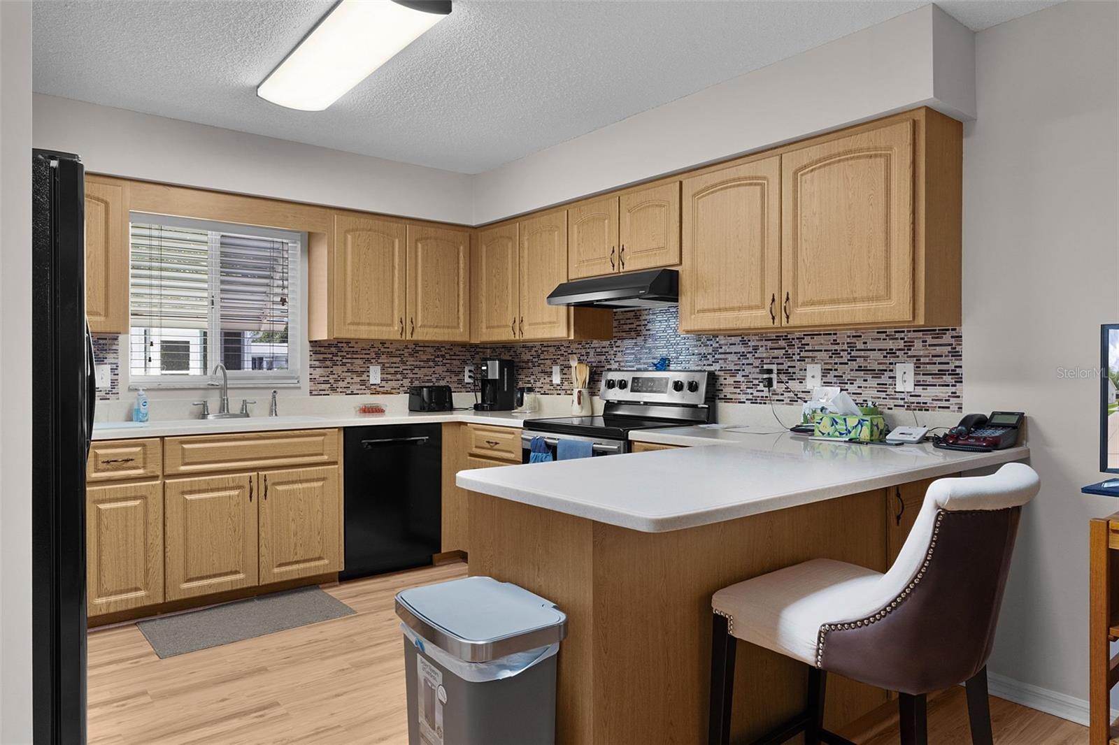 Image 12 of 43 For 17864 106th Terrace