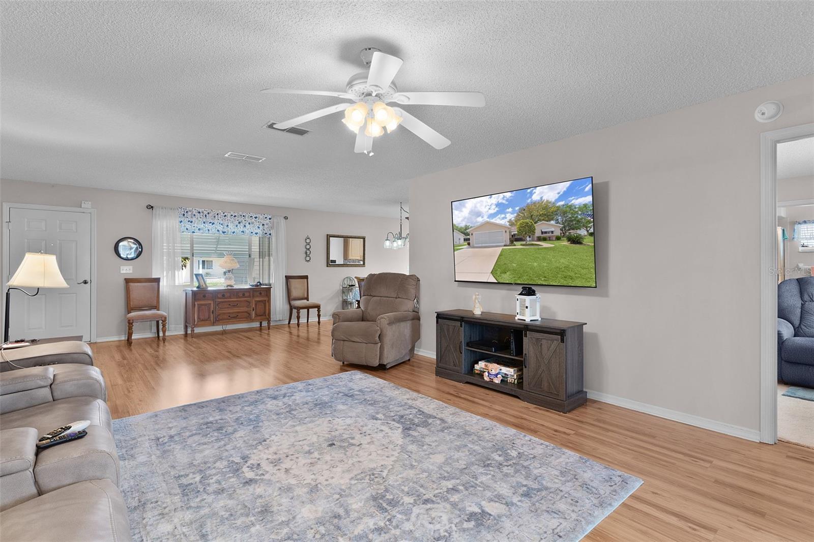 Image 7 of 43 For 17864 106th Terrace