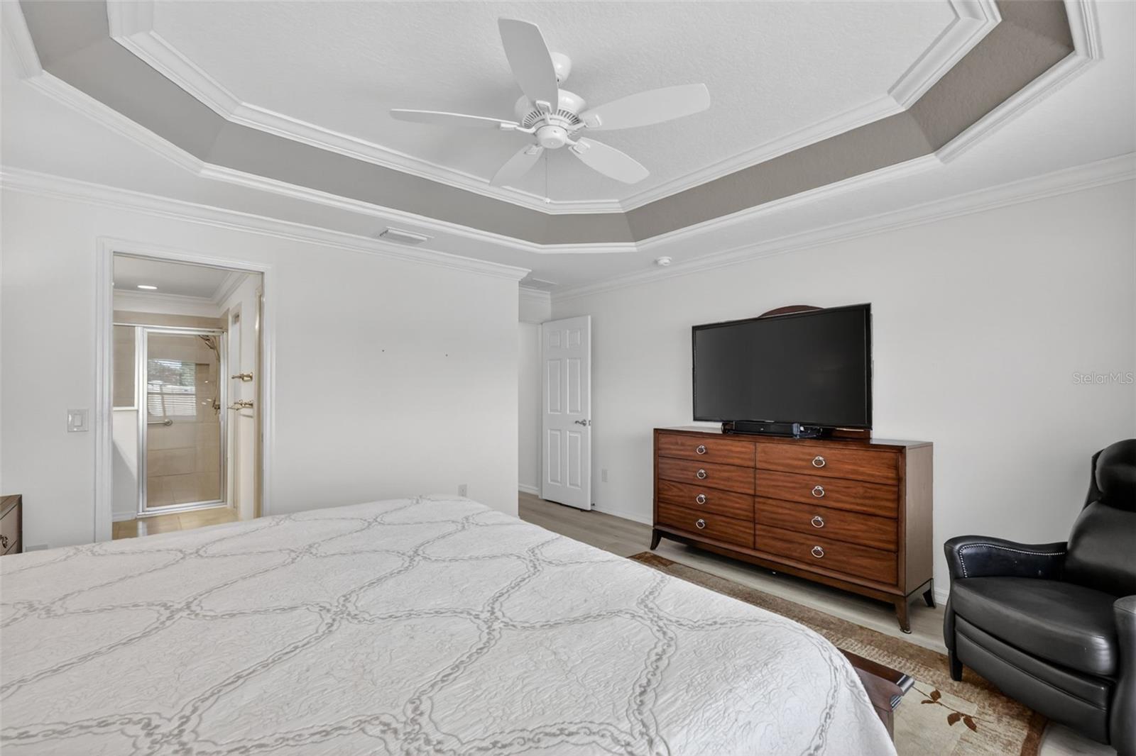 Image 21 of 51 For 2873 Charlevoix Street