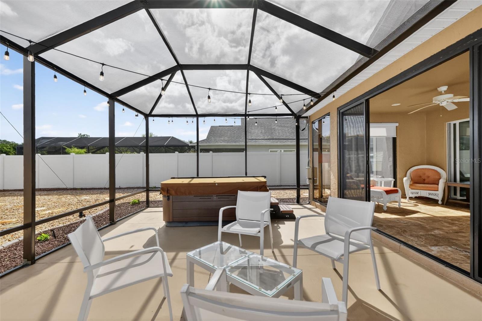 Image 39 of 51 For 2873 Charlevoix Street