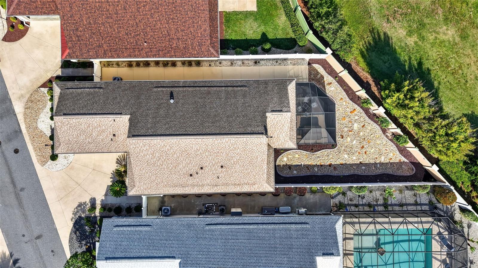 Image 47 of 51 For 2873 Charlevoix Street