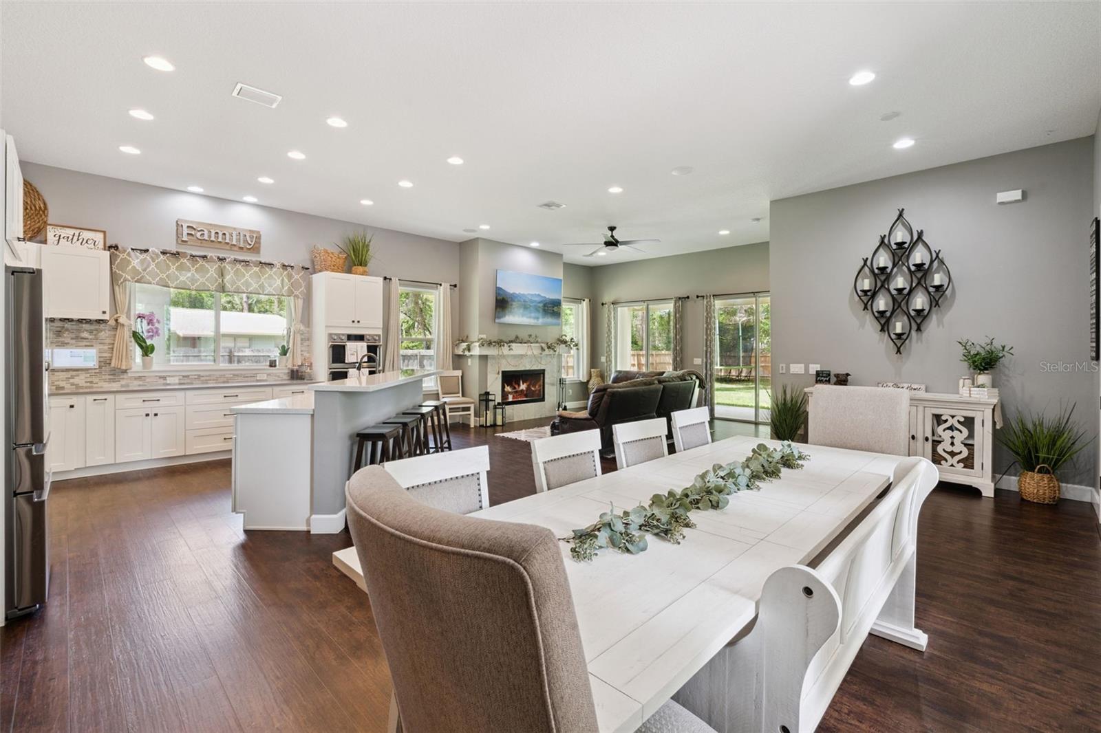 Image 13 of 52 For 1790 Pacific Avenue