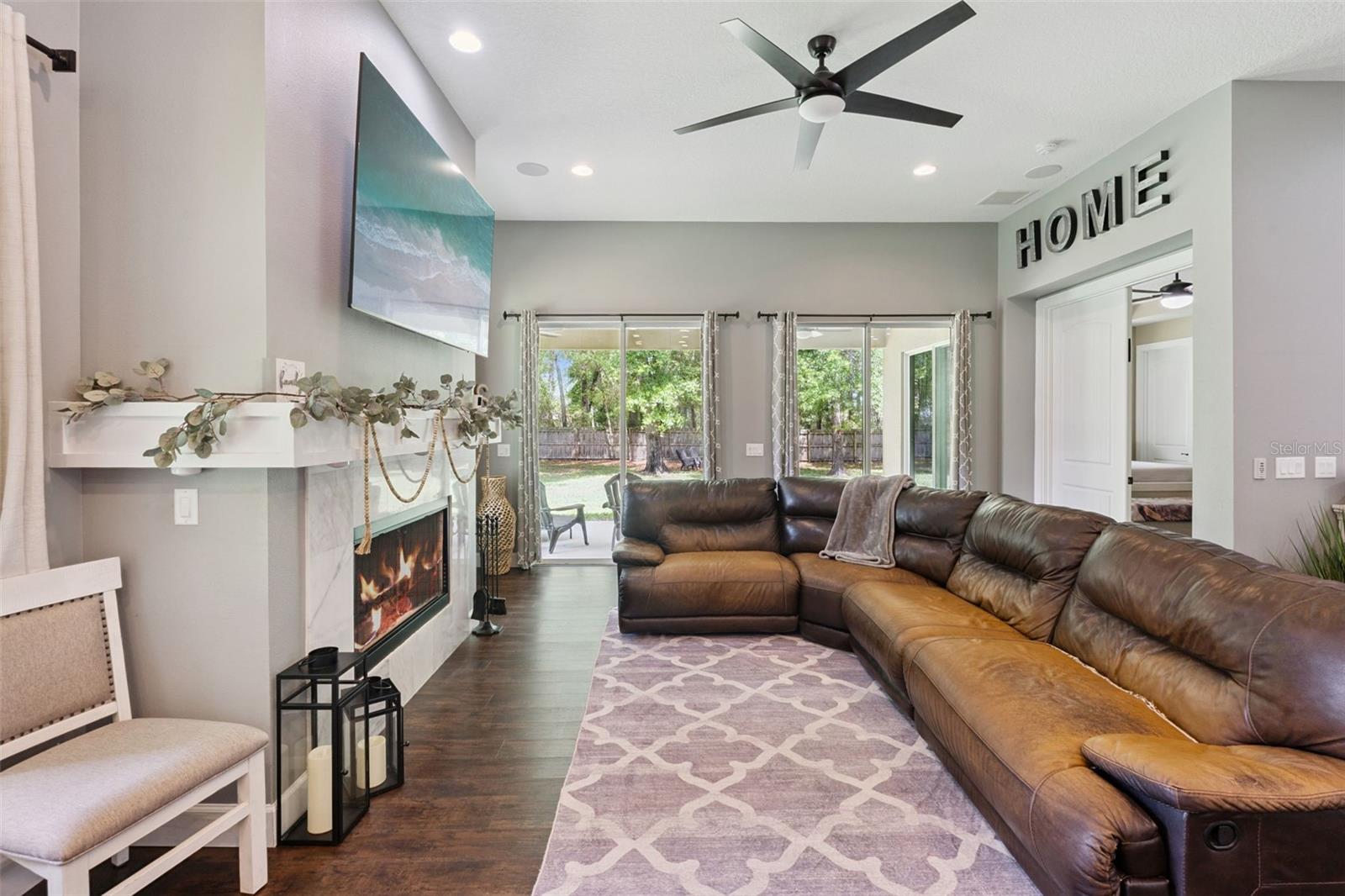 Image 7 of 52 For 1790 Pacific Avenue