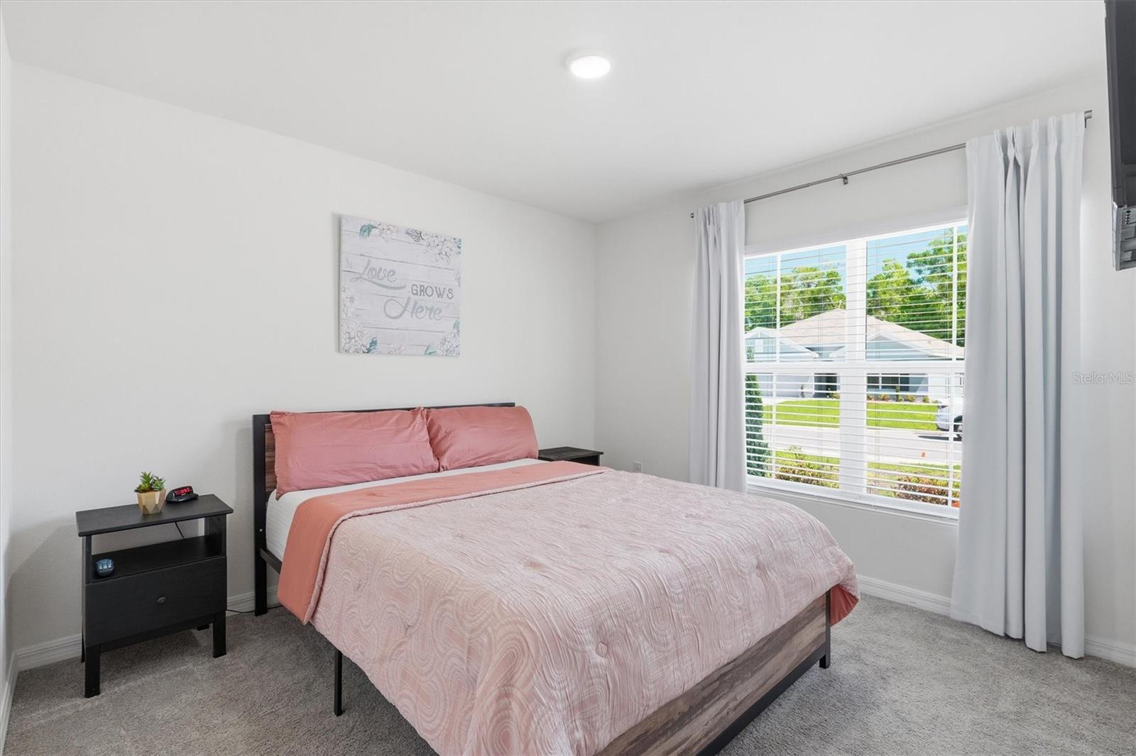 Image 20 of 52 For 11369 67th Circle