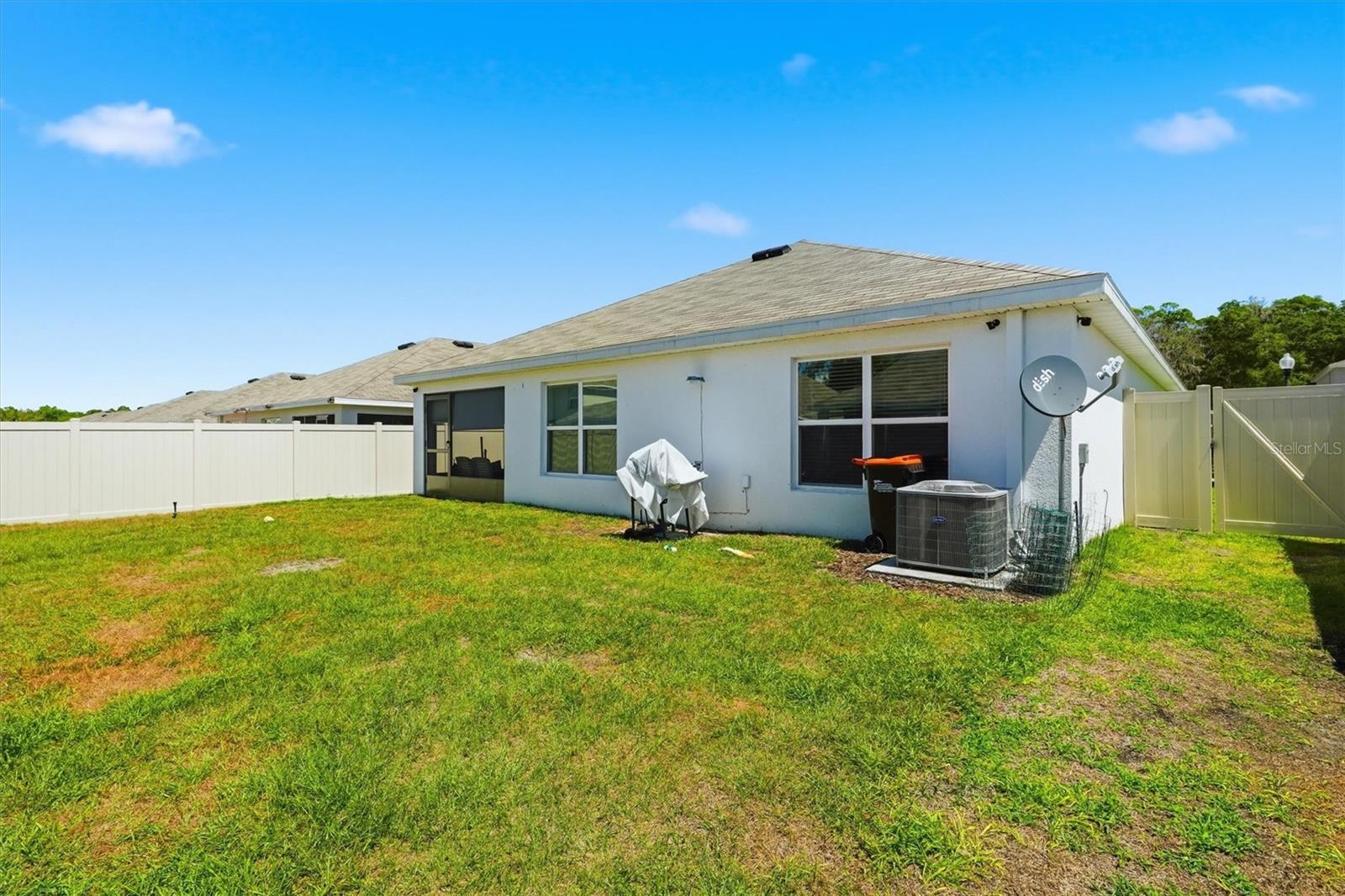 Image 34 of 52 For 11369 67th Circle