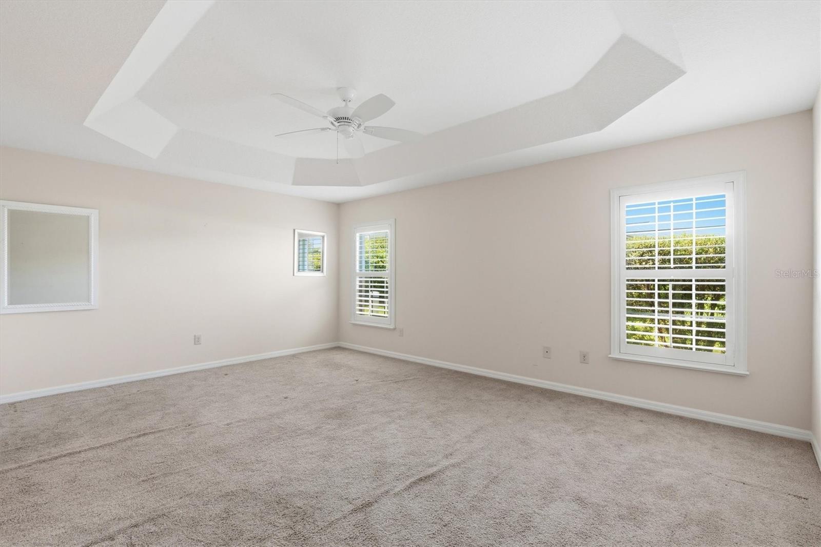 Image 26 of 55 For 1424 Walnut Way